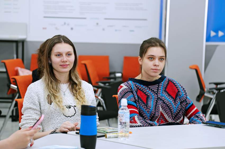 Новости . ВГУЭС - первый среди вузов: студенты одержали победу в юридической игр