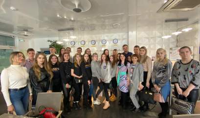 Студенты АК посетили первый на Дальнем Востоке России капсульный отель «Зодиак».