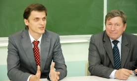 В Институте международного бизнеса и экономики ВГУЭС чествовали губернаторских стипендиатов