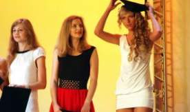 В ИПУ ВГУЭС вручили дипломы