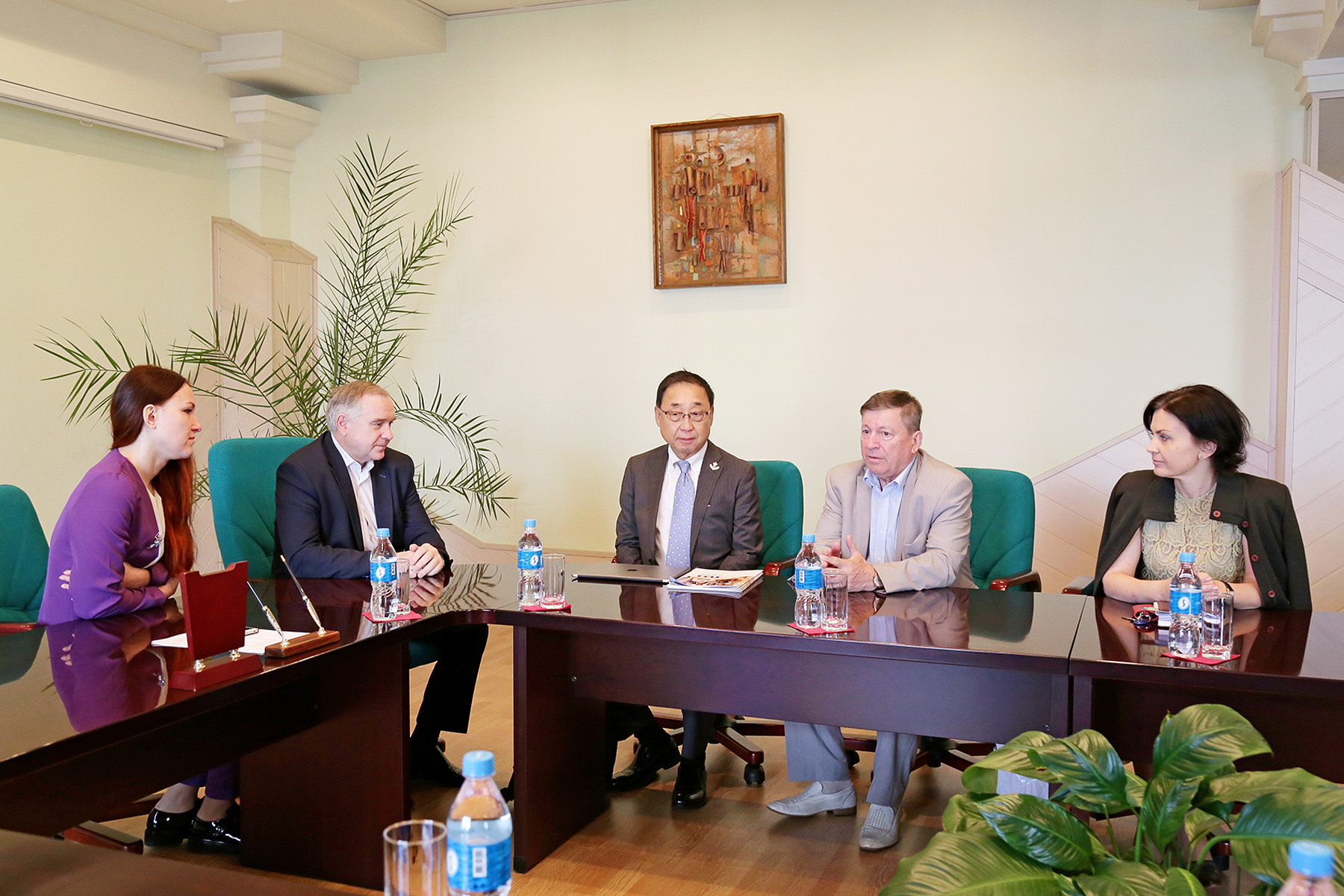 Теория и методология оценки эффективности управления социально-экономическими системами Дальнего Востока