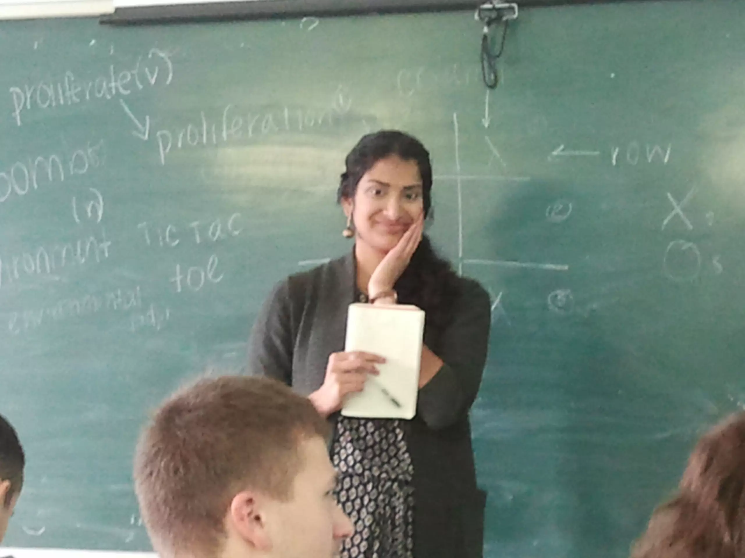 Студентов ВГУЭС учит английскому преподаватель из США