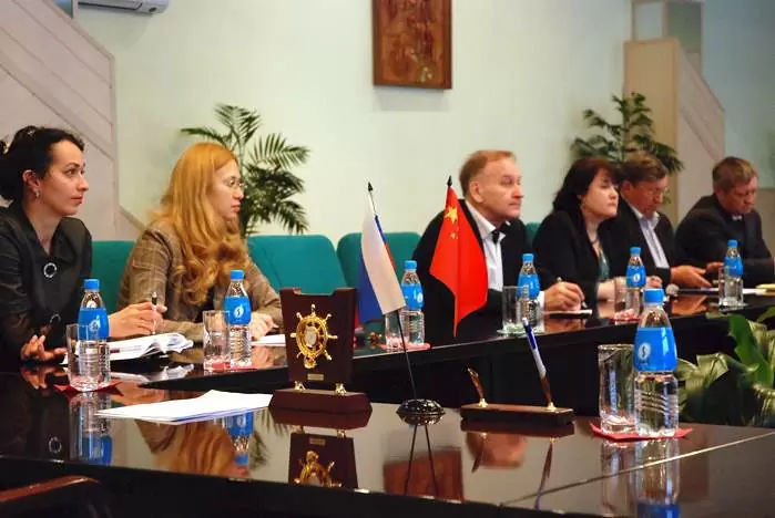 Выпускников ВГУЭС приглашают в Китай
