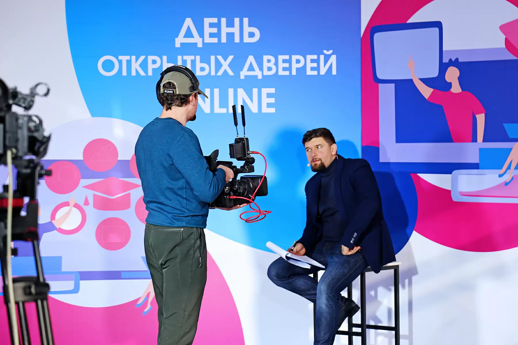 Яркие творческие проекты и успешные выпускники ВШТВ — в новом выпуске ВГУЭС-LIFE