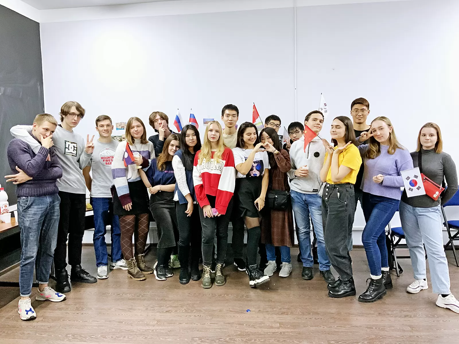 VSUES International Club: изучение иностранных языков и новые друзья из разных стран