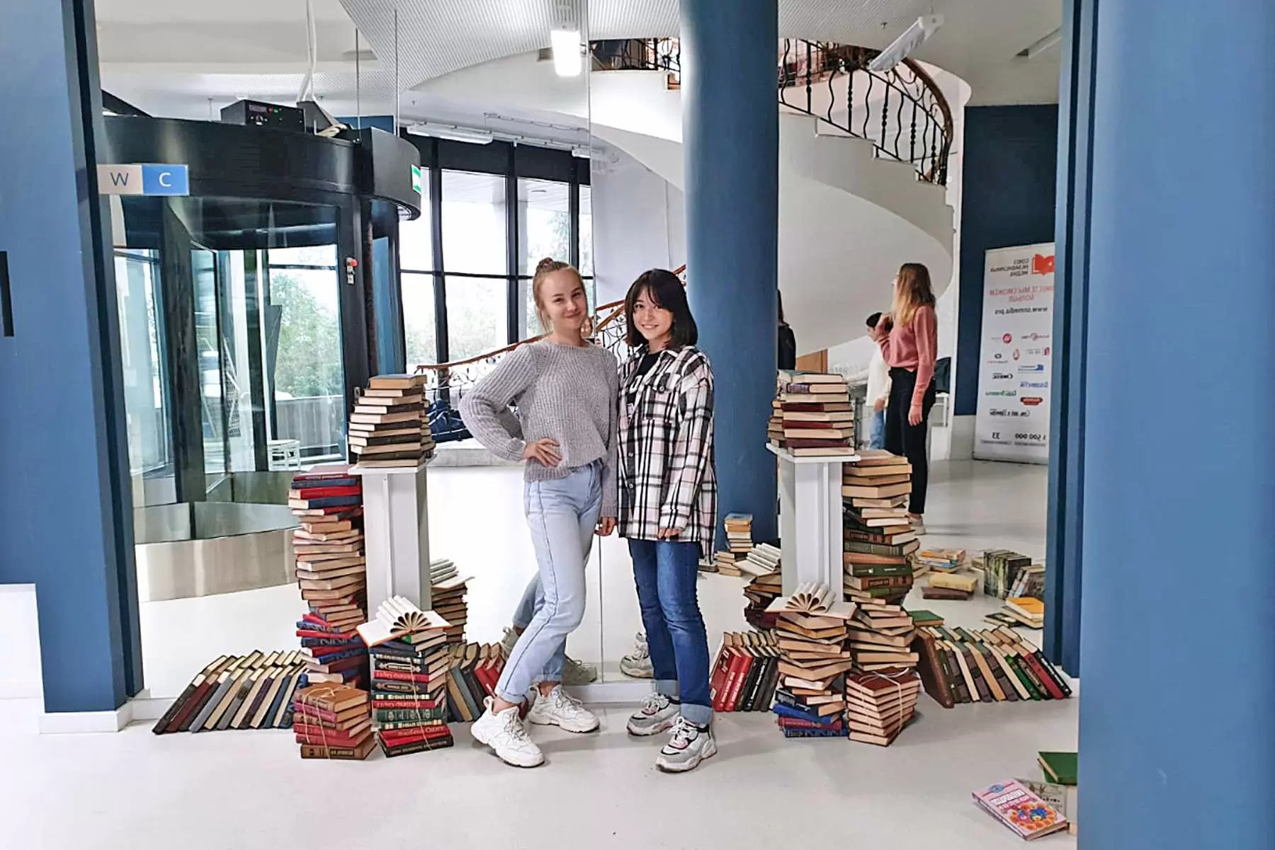 Книги ВГУЭС награждены дипломами конкурсов «Университетская книга – 2021» и «Печатный Двор»