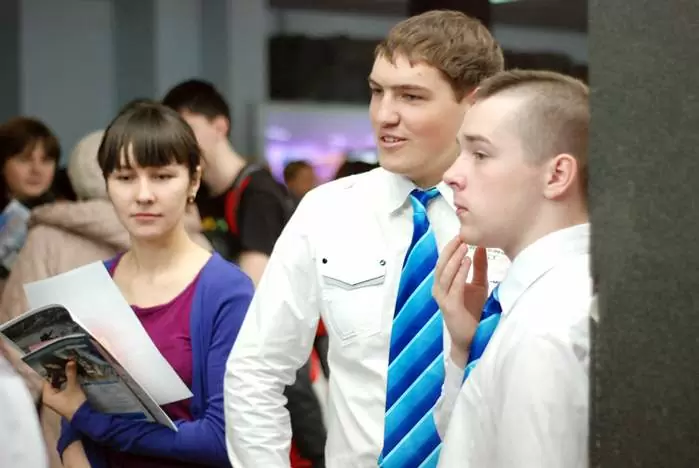 Абитуриенты города и края посетят ВГУЭС