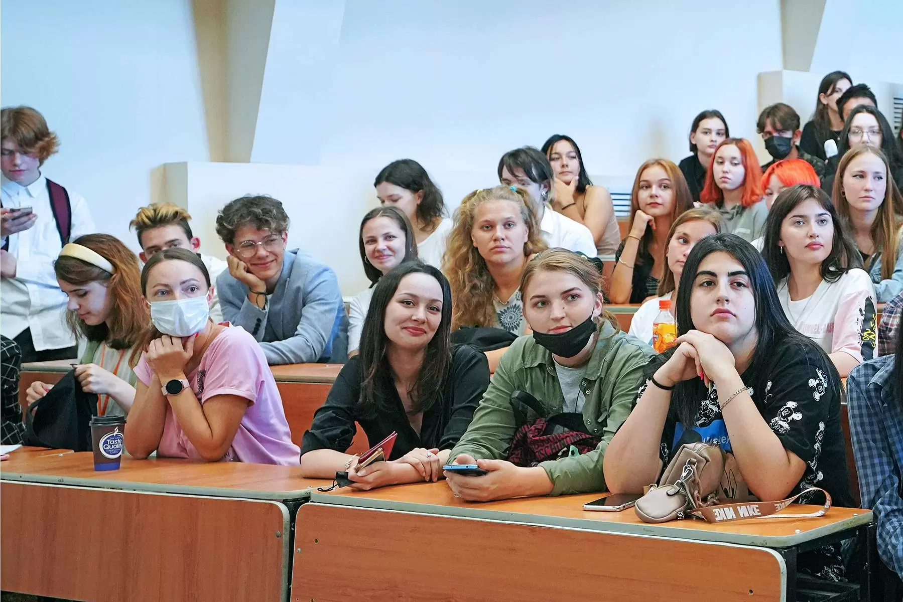 Флагман креативной индустрии региона: первокурсники выбрали Колледж индустрии моды и красоты ВГУЭС