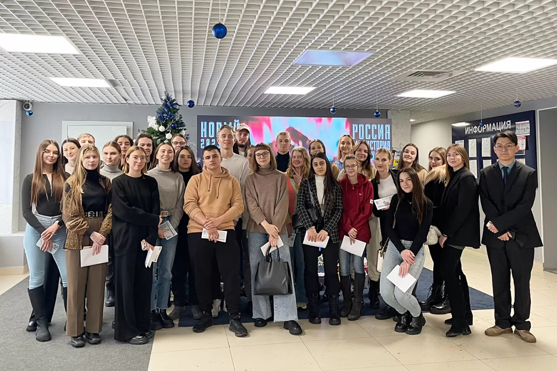 Пушкинская карта помогает развиваться студентам-международникам ВВГУ
