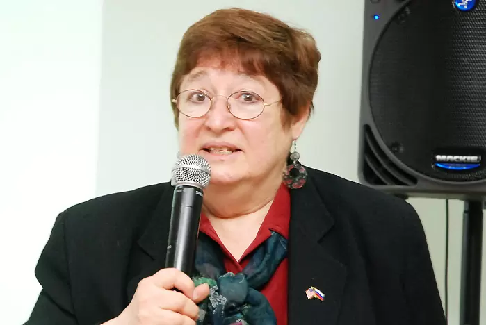 Вице-консул Генконсульства США во Владивостоке Сильва Этян рассказала студентам ВГУЭС о выдающихся женщинах США