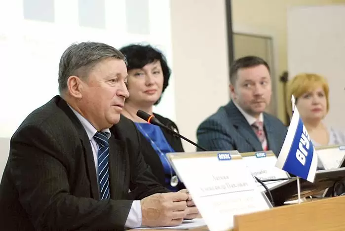 Что ждет Приморский край в 2013 году? Отвечают ведущие экономические эксперты ВГУЭС.