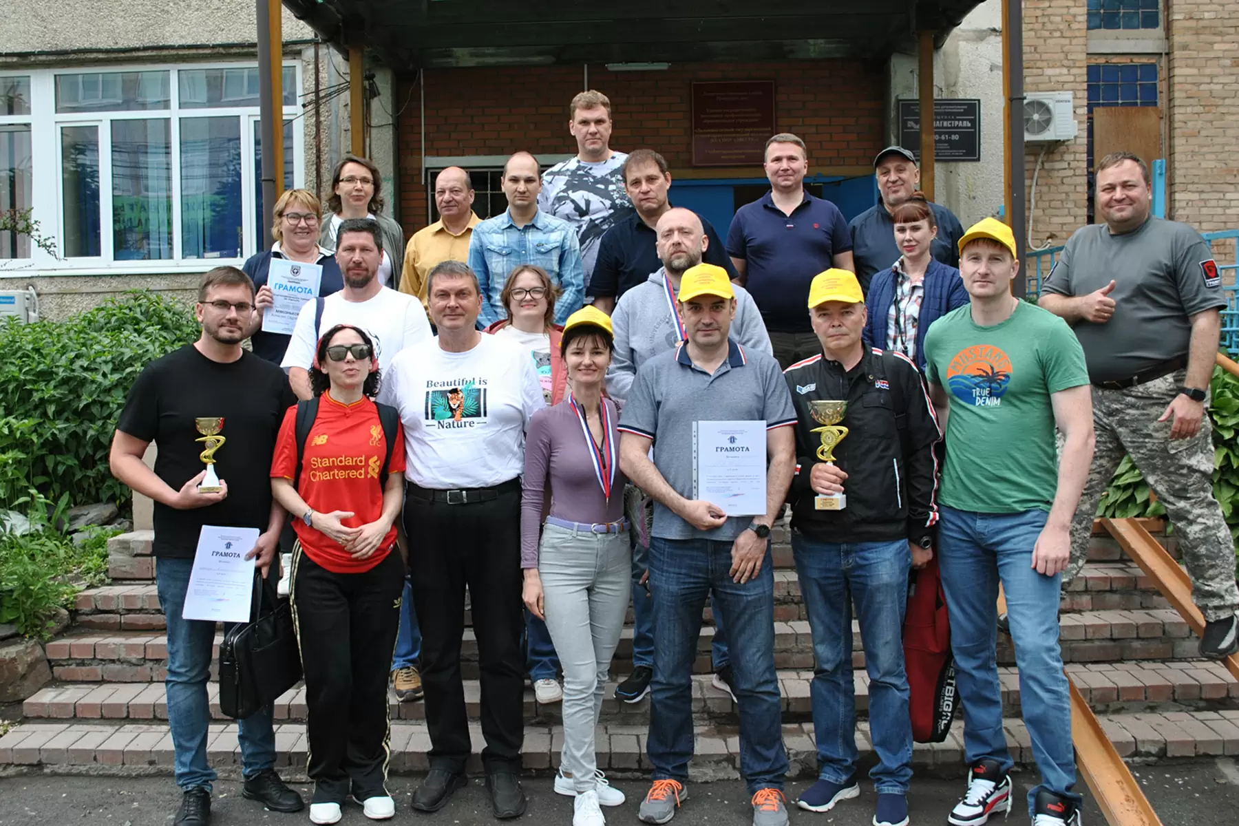 Команда преподавателей Института права стала серебряным чемпионом в соревнованиях по стрельбе