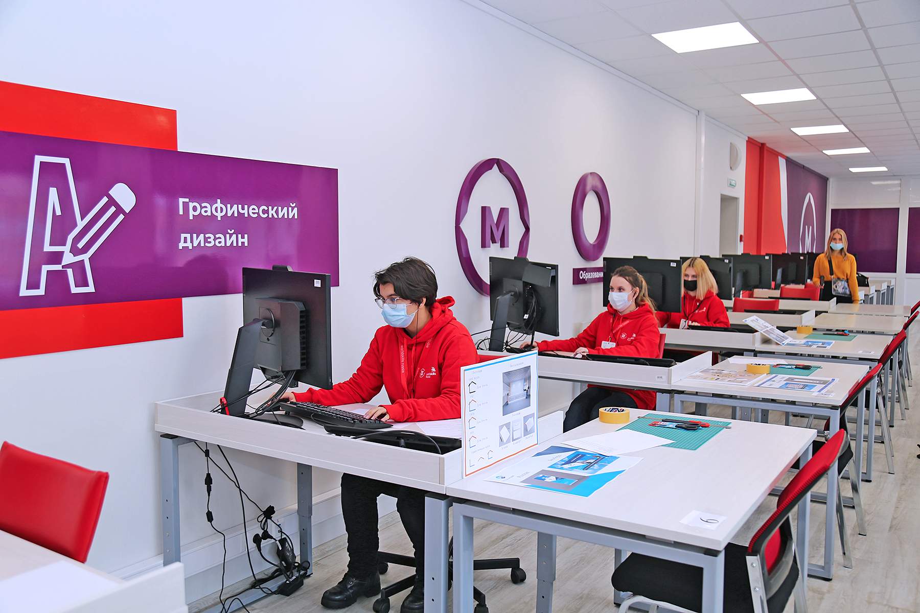 Девять студентов ВГУЭС представят Приморский край на отборочных соревнованиях IX Национального чемпионата «Молодые профессионалы»