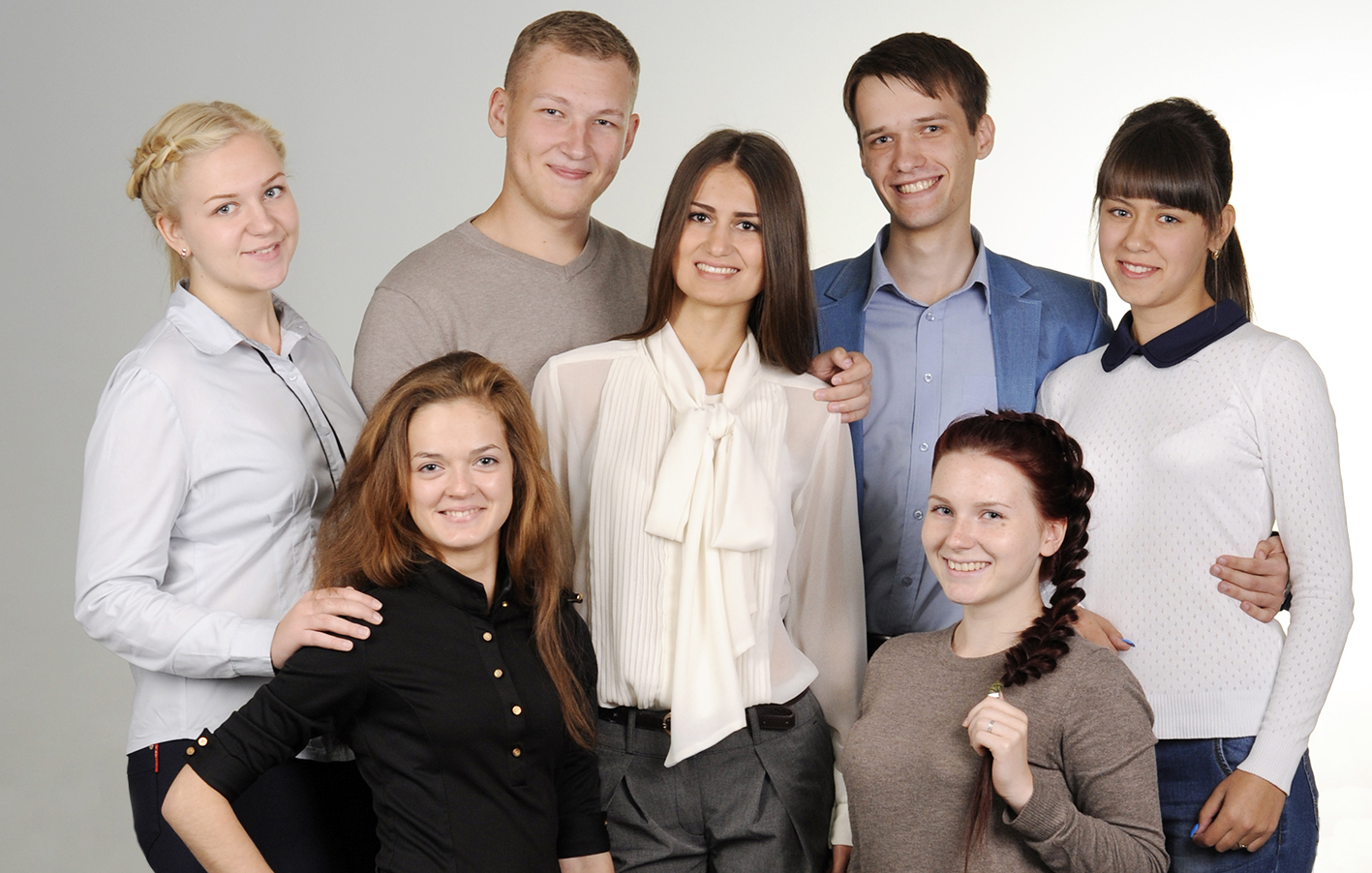 Поздравляем студентов-договорников с получением именной стипендии ВГУЭС!