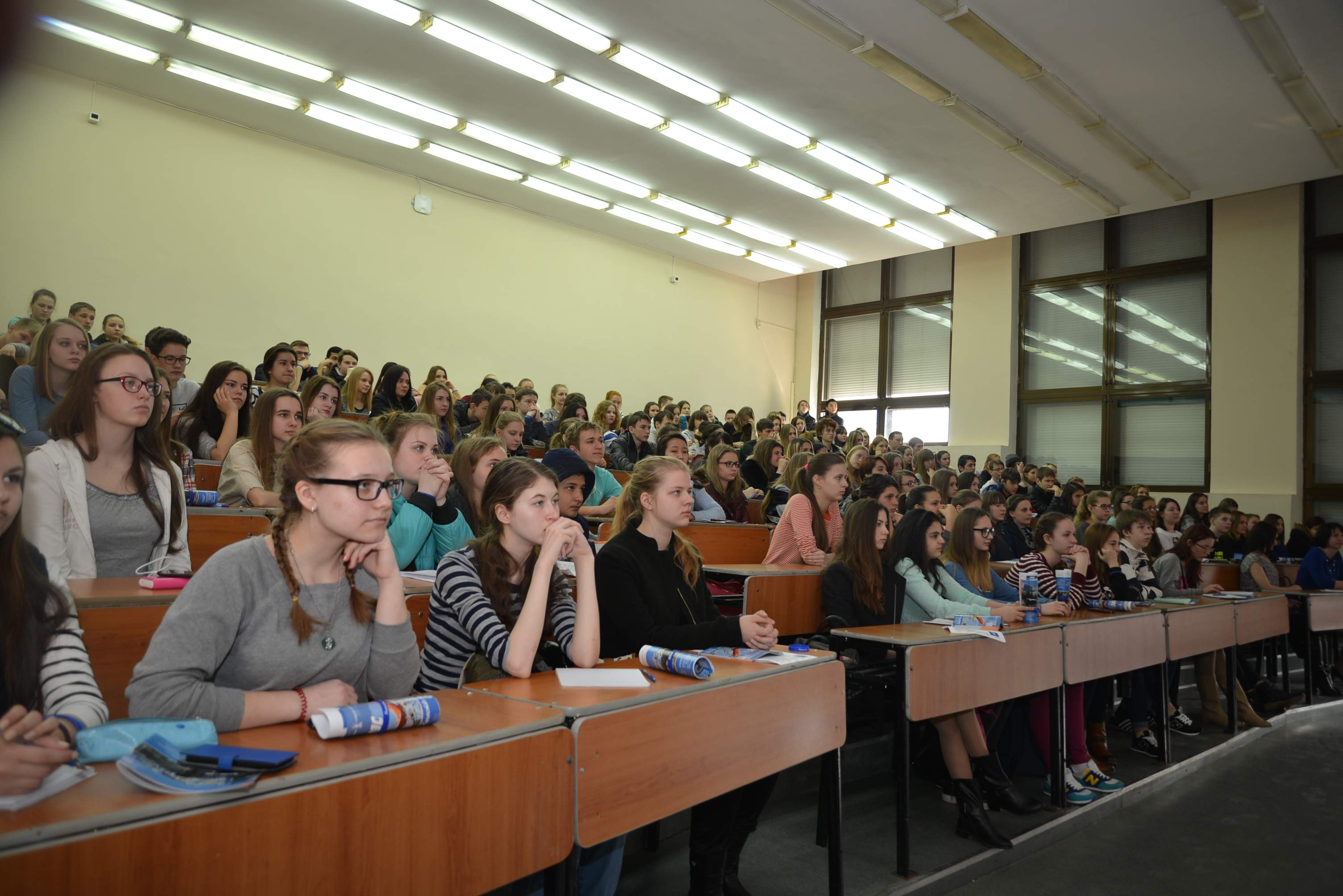 «Умные весенние каникулы» во ВГУЭС: профильная смена «Профессиональный перекрёсток»