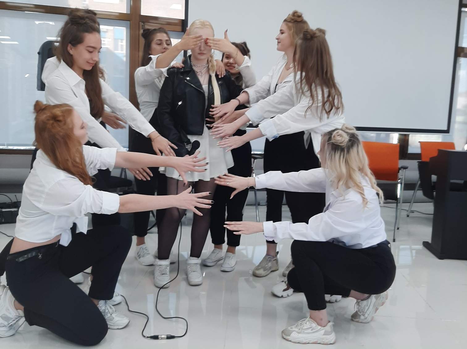 Мы вас посвятили!