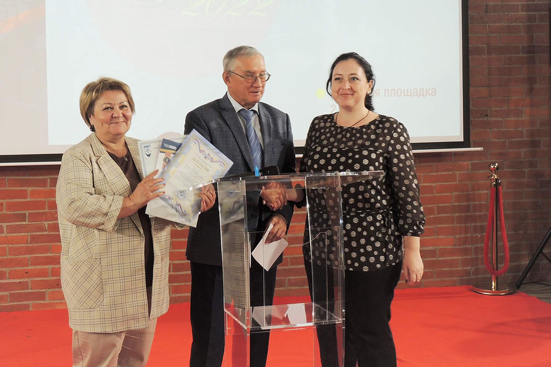 Шесть дипломов заработал ВВГУ на Дальневосточной книжной выставке «Печатный двор-2022»