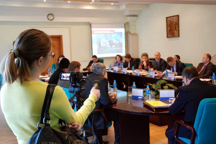 Во ВГУЭС обсудили проблемы безопасности пешеходов