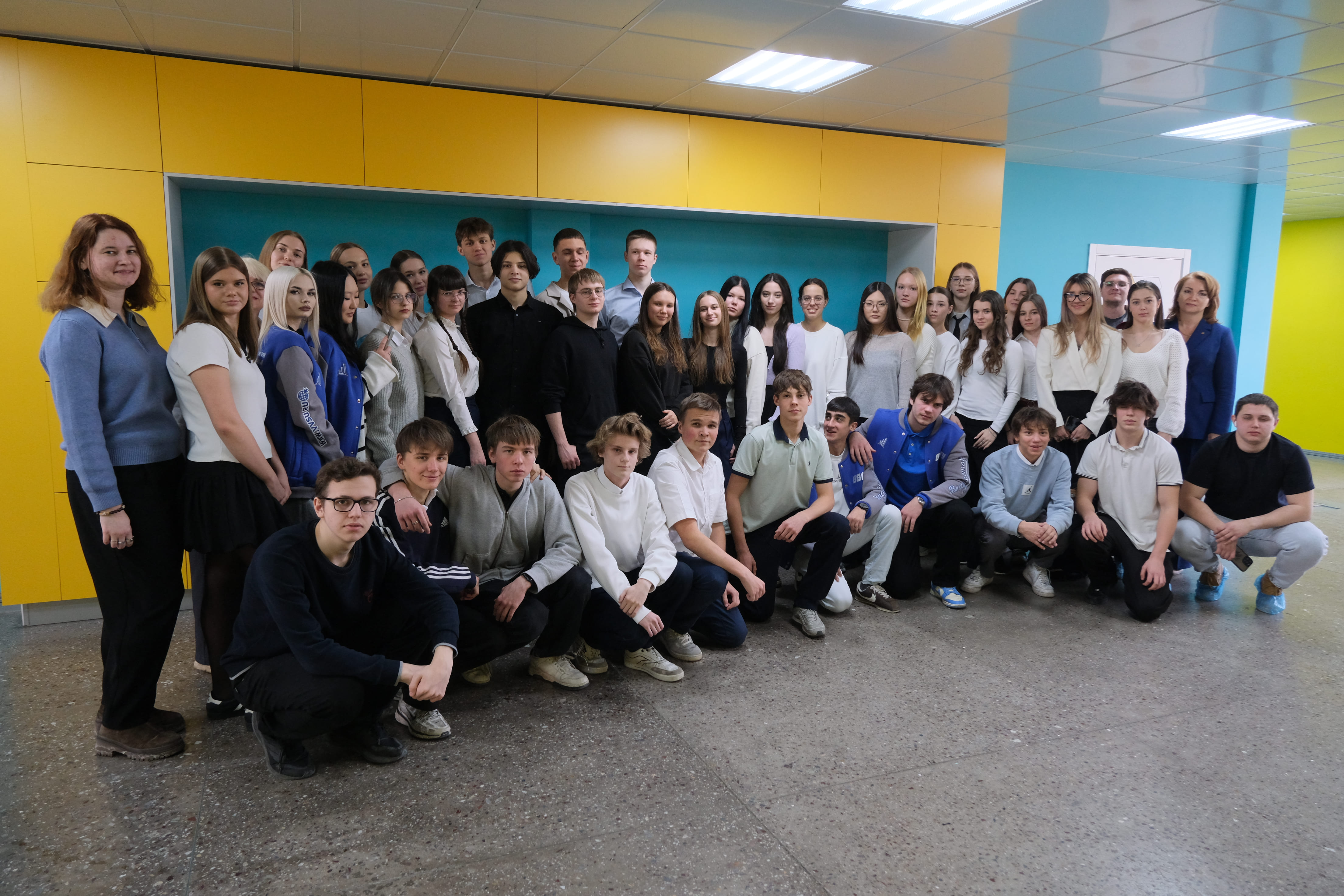 ВВГУ продолжает развивать профориентационное партнёрство со школами Владивостока