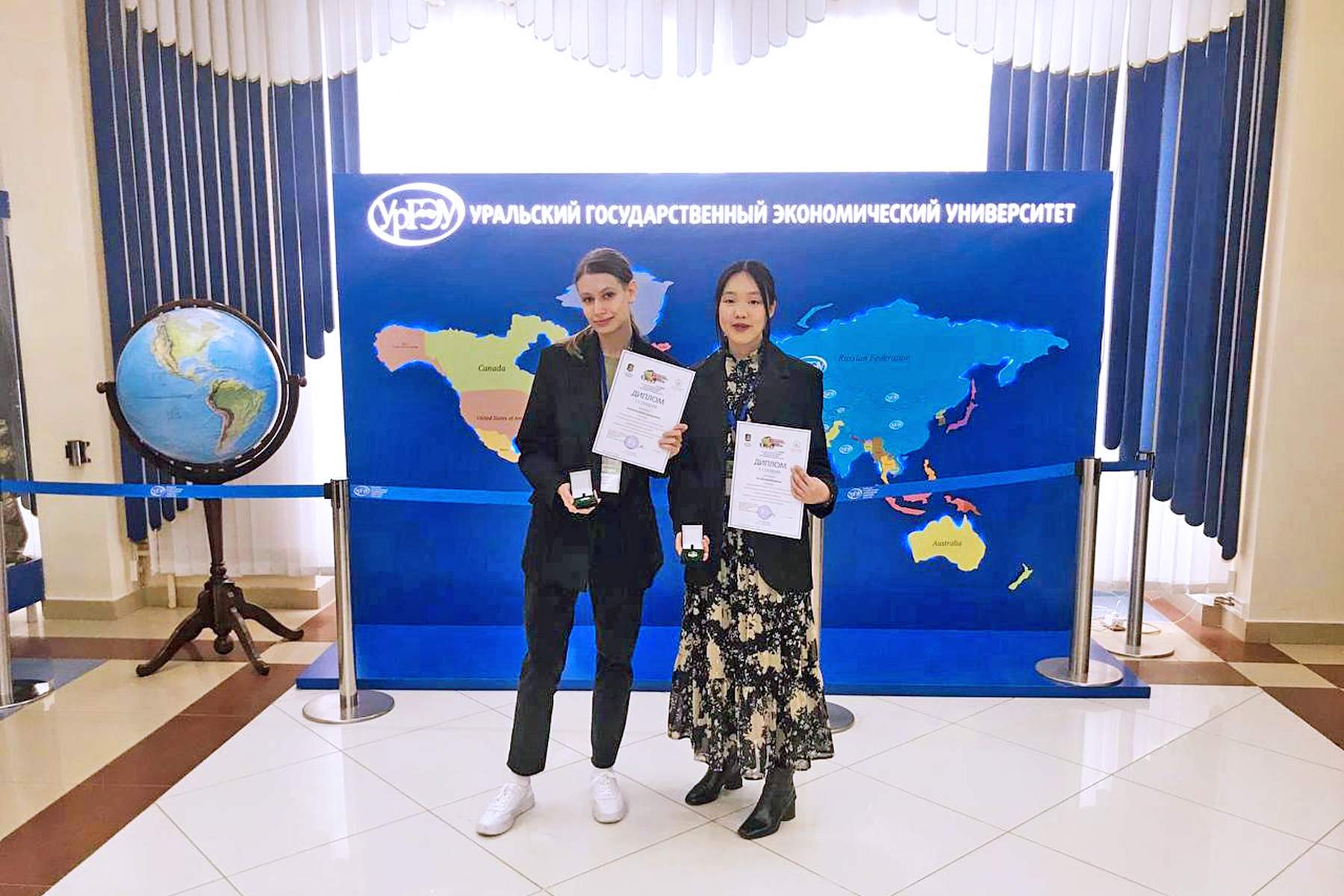 Студентки ВГУЭС Дарья Акуленко и Анна Когай – победительницы XI Евразийского экономического форума молодежи