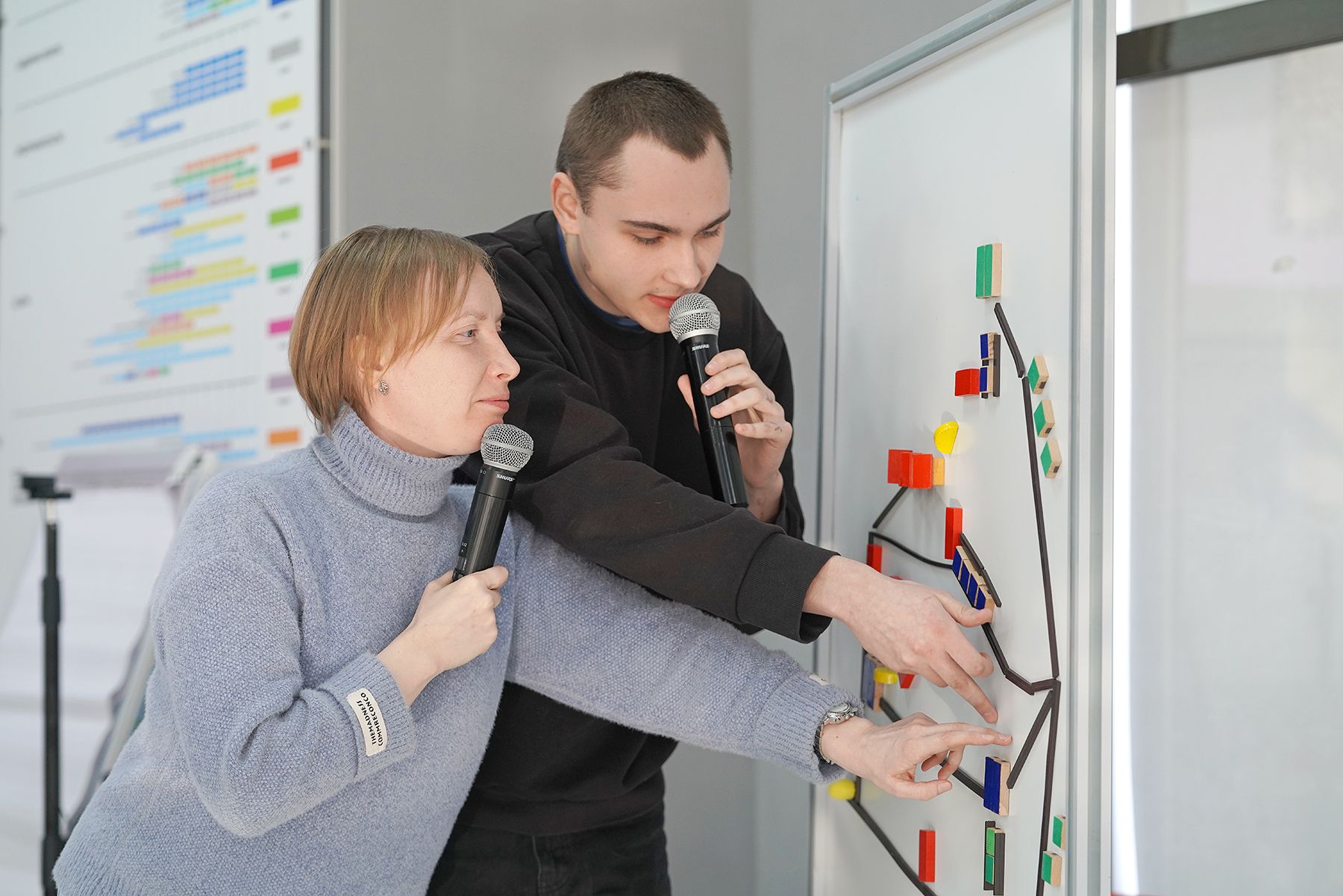 Студентов-психологов обучили способам общения с людьми с нарушением зрения