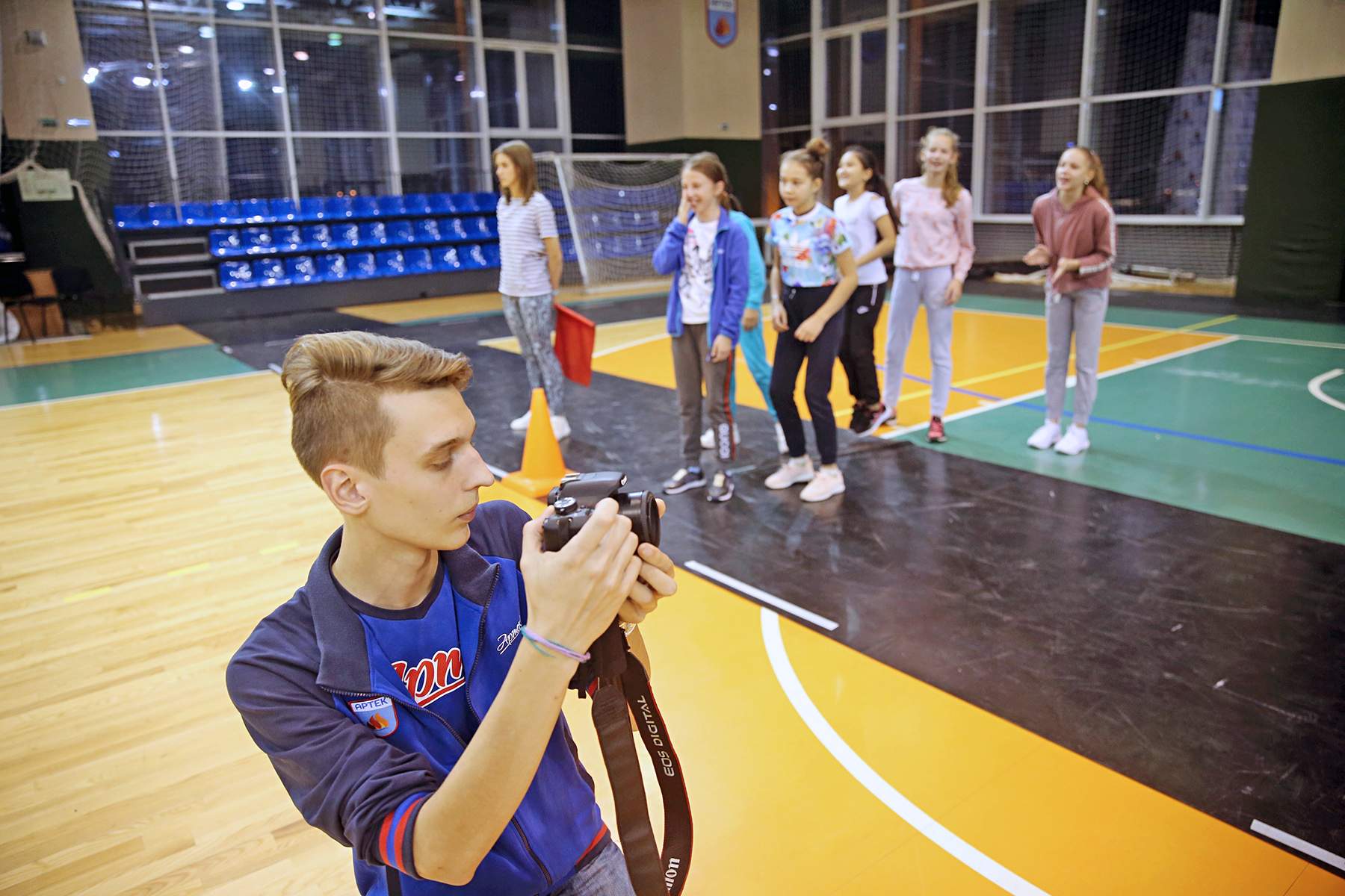 Глеб Заря, студент Высшей школы телевидения ВГУЭС: журналист, вожатый, проводник поезда