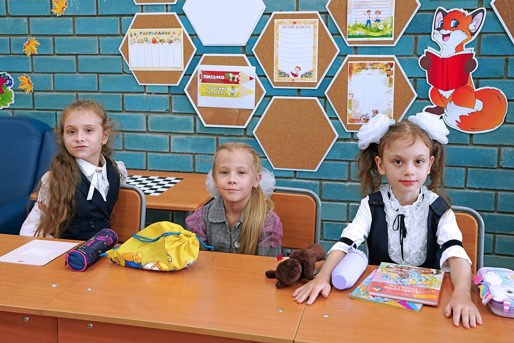 Международная лингвистическая школа: ВГУЭС, день знаний и Моя Любимая Школа