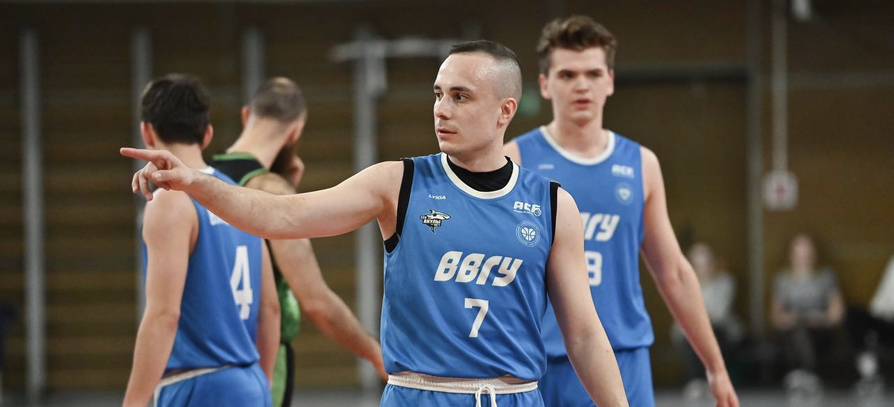 Сборная ВВГУ захватила лидерство в чемпионате Приморья по баскетболу