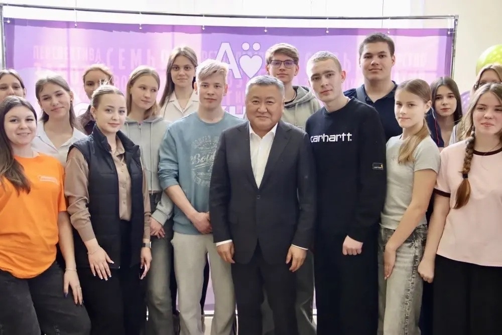 Наши студенты стали участниками образовательного проекта «Школа волонтёров»