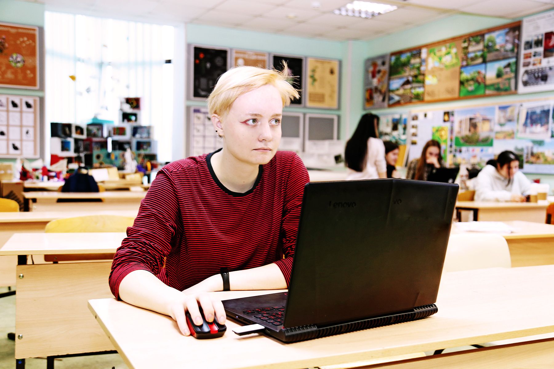 Студентка Академического колледжа ВГУЭС Полина Вайтушко – победитель VIII Национального чемпионата «Молодые профессионалы» по компетенции «Промышленный дизайн»