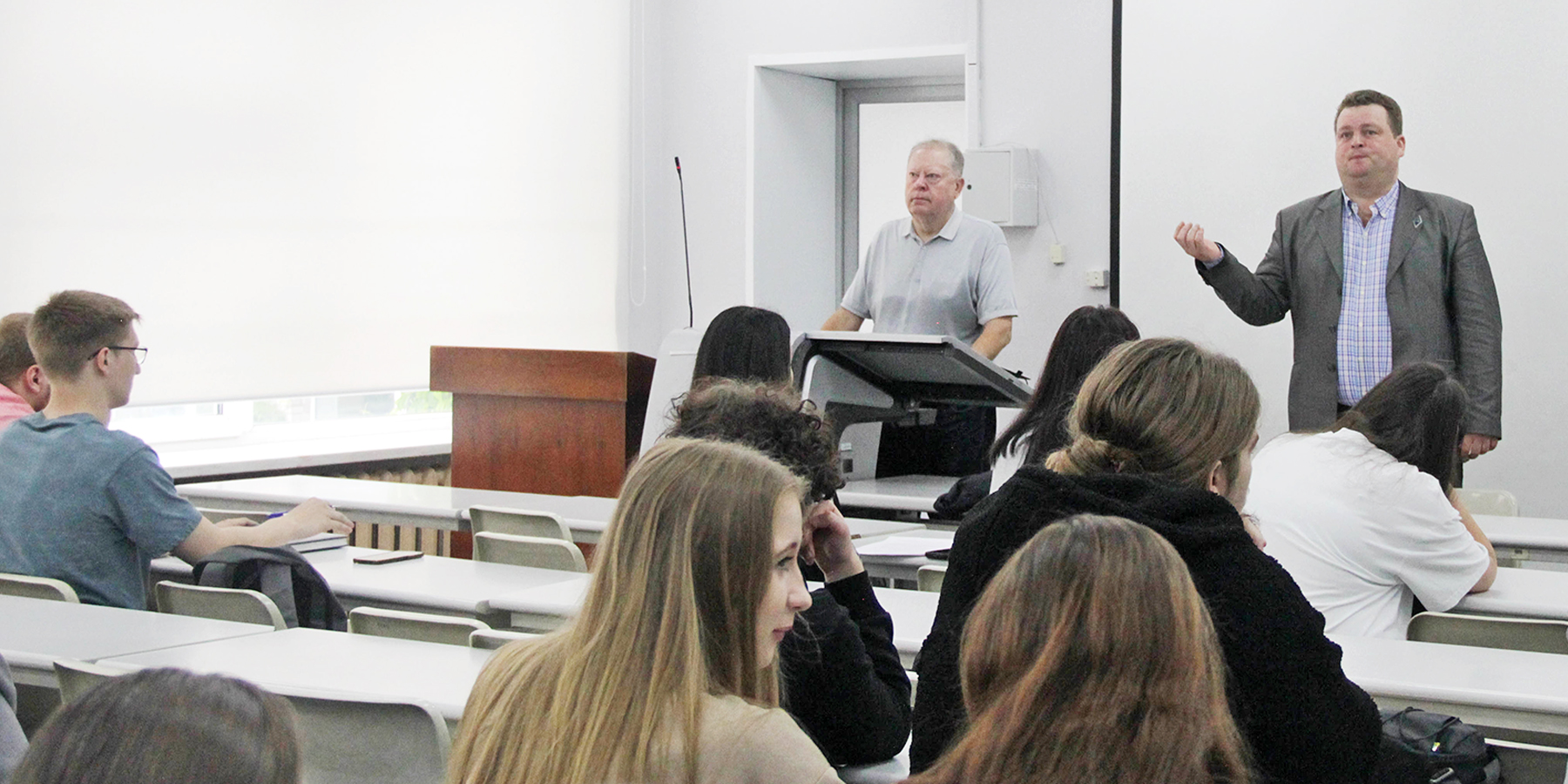 В ВВГУ прошла правовая встреча от Думы города Владивостока