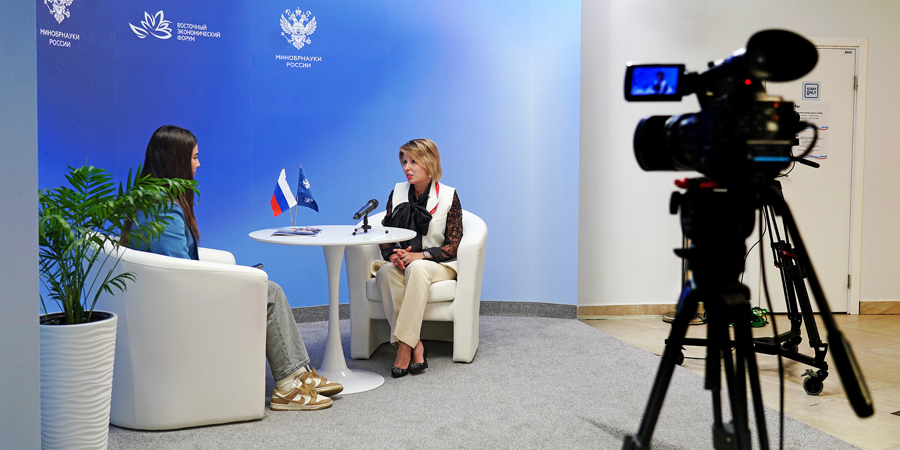 Неформально про молодёжку. Эксклюзивное видеоинтервью с ректором ВВГУ Татьяной Терентьевой