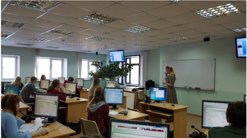 Один из лучших молодых преподавателей России работает  в Институте иностранных языков ВГУЭС!