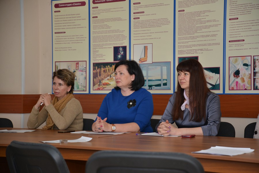 Подошла к концу XVIII научно-практическая конференция «Интеллектуальный потенциал вузов – на развитие Дальневосточного региона России и стран АТР», проходившая во ВГУЭС