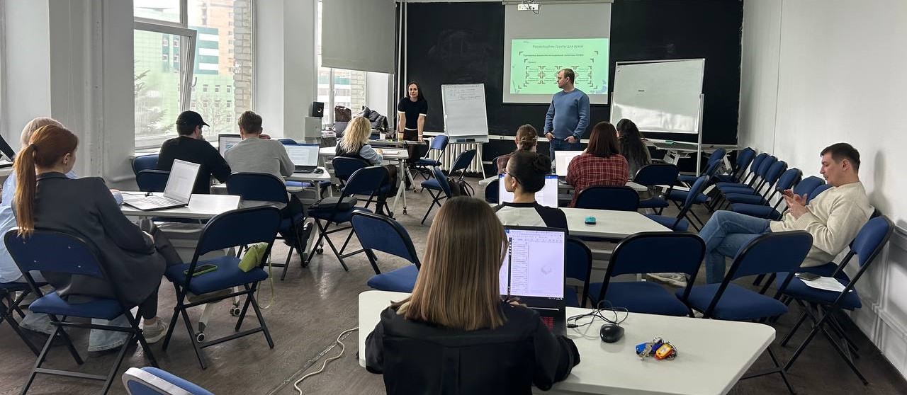 Работу над грантами ведут студенты и сотрудники ВВГУ на проектной школе РСМ