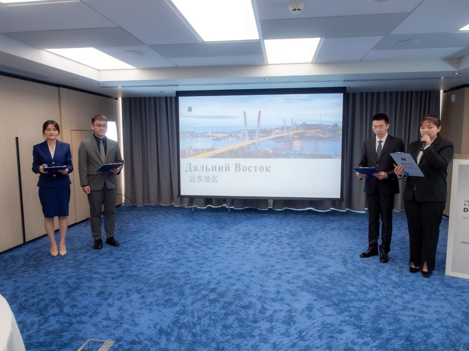 Уехать нельзя остаться