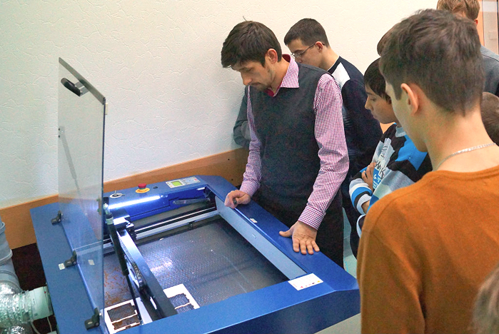 Лаборатория ФабЛаб ВГУЭС: от объемного прототипирования до робототехники