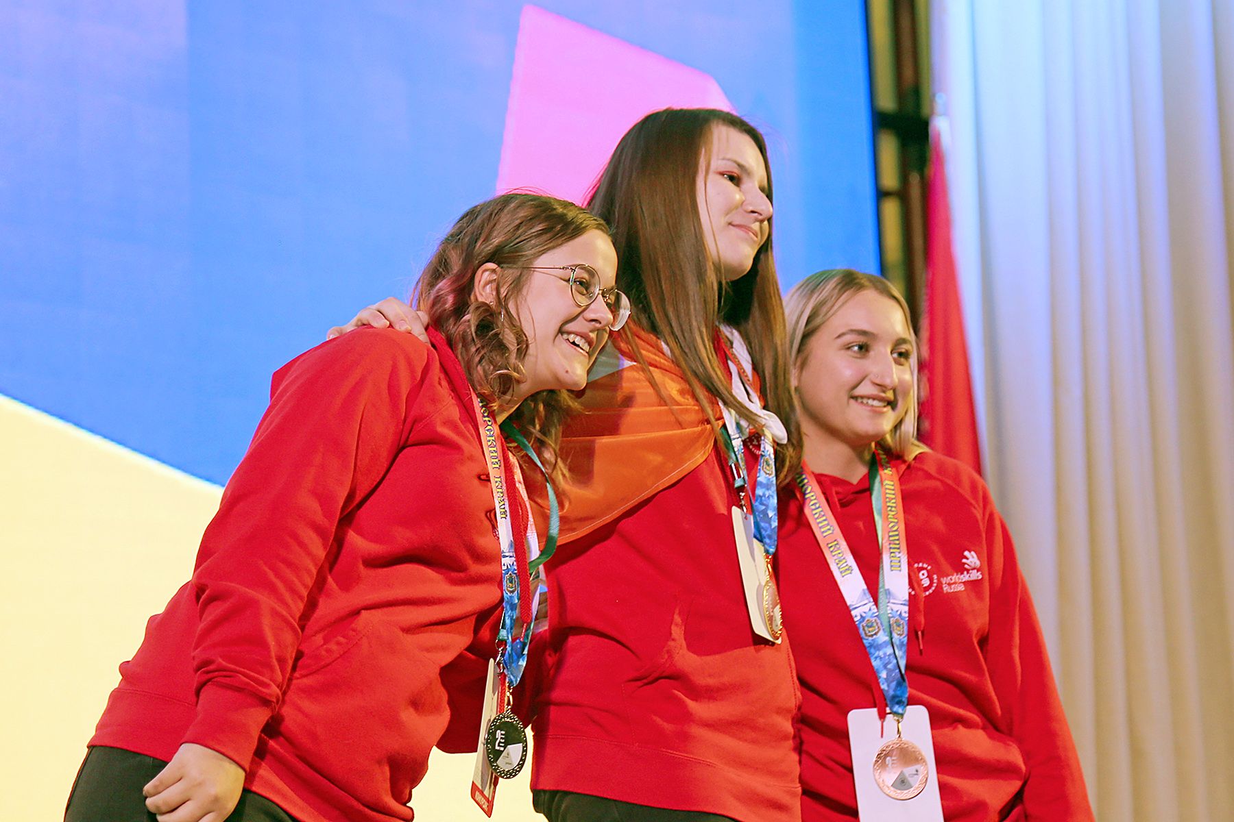 Студенты ВГУЭС блестяще завершили региональный чемпионат «Молодые профессионалы»