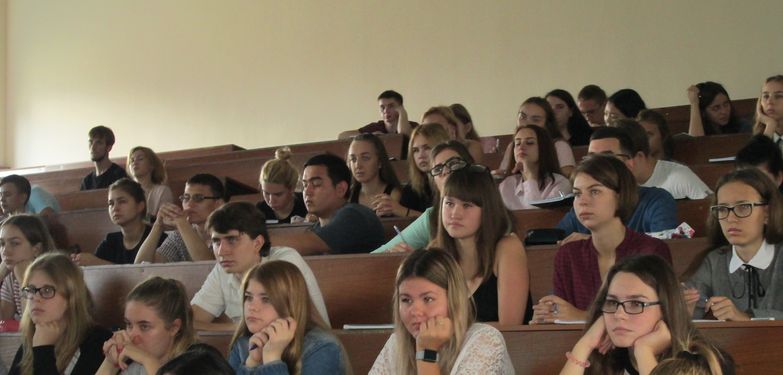 Преподаватели и студенты кафедры экономики приняли участие в Фестивале науки