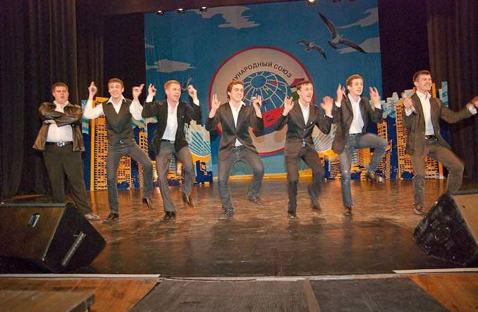 Две команды КВН ВГУЭС – в числе лучших на Дальнем Востоке!