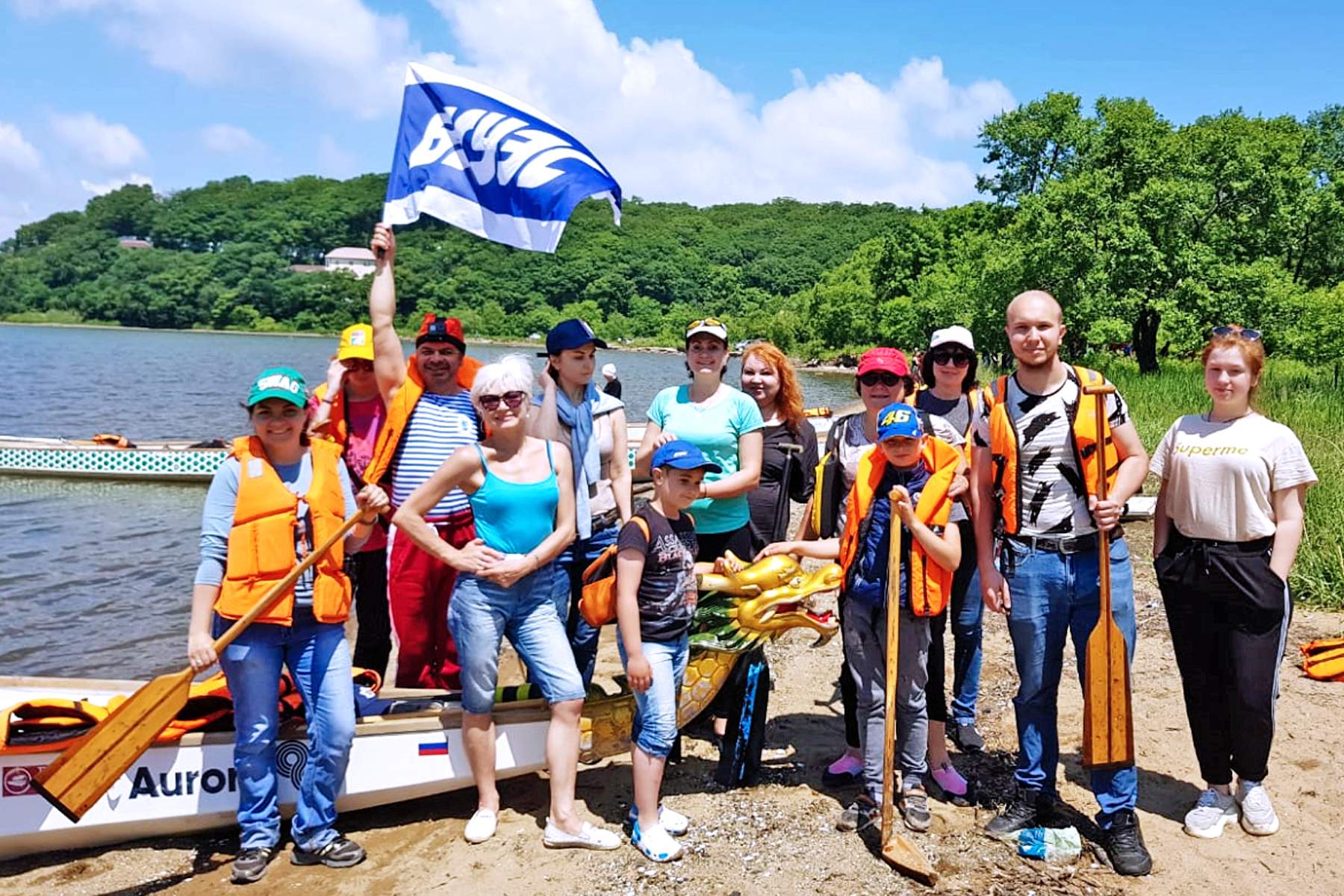 Выходные на «драконах»: коллектив ВГУЭС дружно отдыхает на море