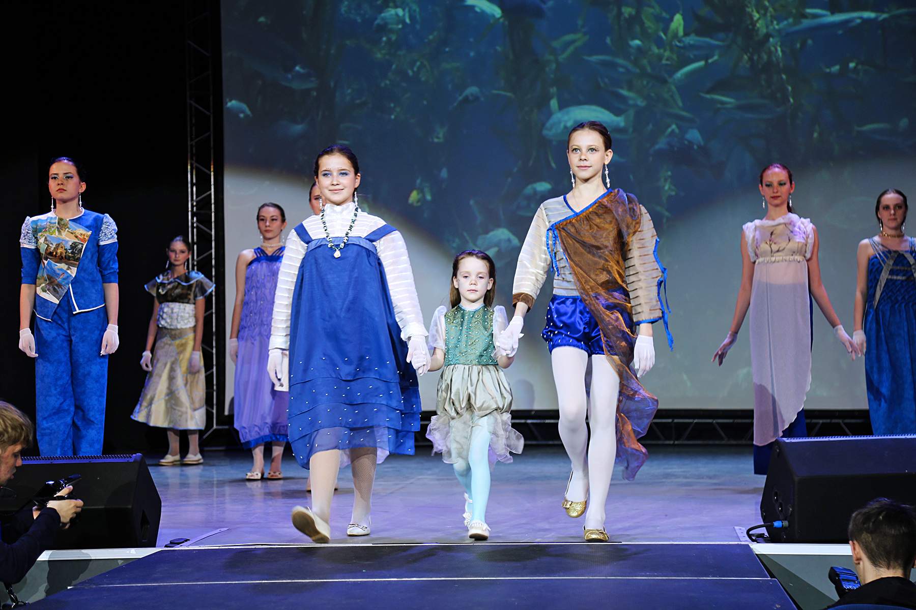 Fashion-перформанс за 2 минуты. «Мода без границ» ВГУЭС удивляет и вдохновляет