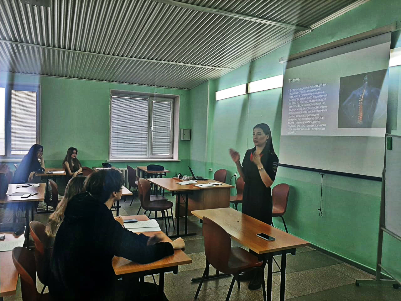 В Академическом колледже прошло занятие по профилактике БДД