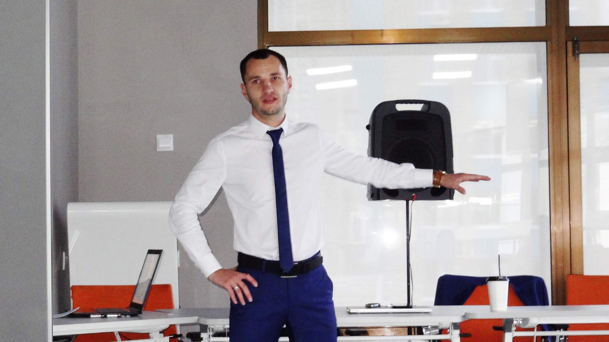 «Быстрый путь к большой карьере»: коммерческий директор ООО «ТОКМЭН» поделился со студентами ВГУЭС механизмом достижения поставленных целей в профессиональной деятельности