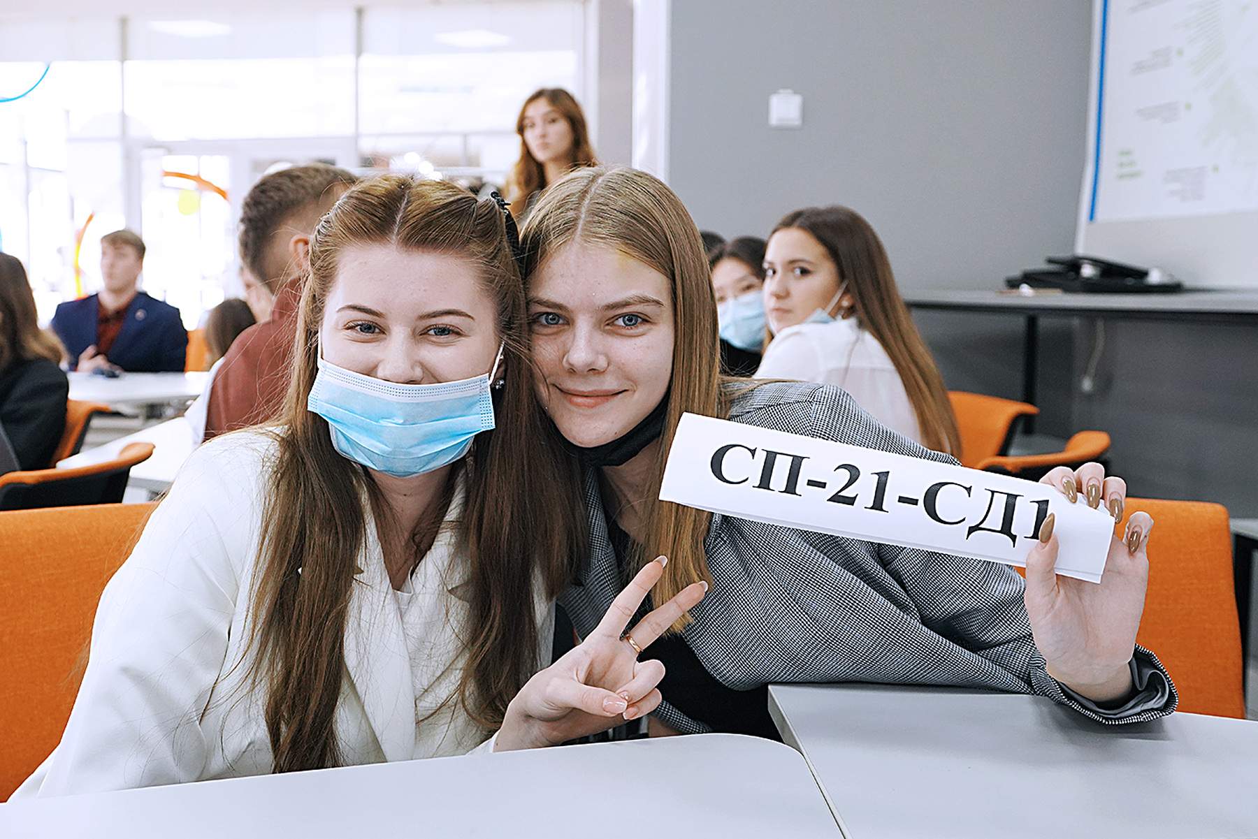 Студенты Института права ВГУЭС отметили День юриста интеллектуальной игрой