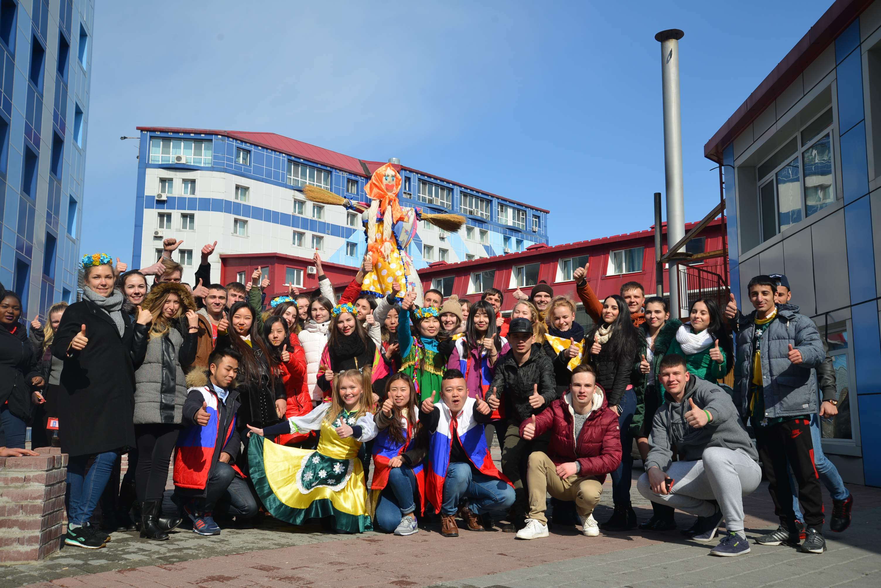 Во ВГУЭС отгуляла Широкая Масленица