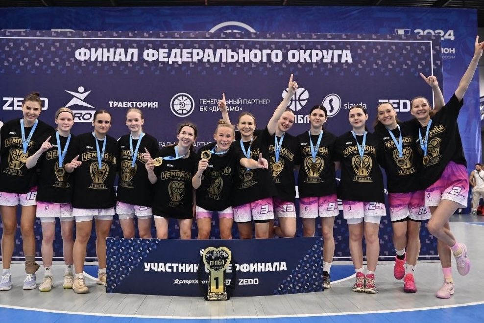 «Акулы» ВВГУ – чемпионы Дальнего Востока по баскетболу