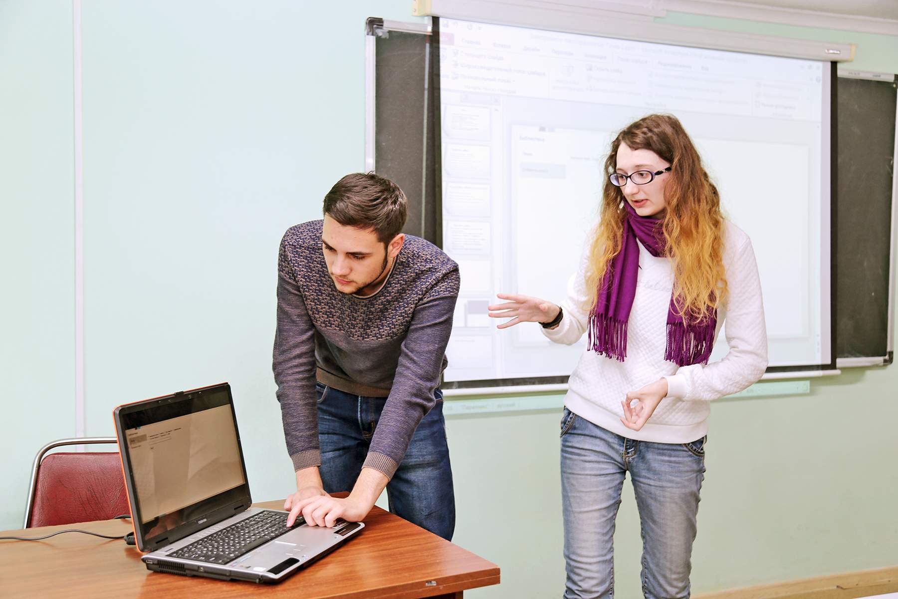 Электронное книгохранилище и нейросеть, распознающая лица: во ВГУЭС прошли защиты студенческих проектов