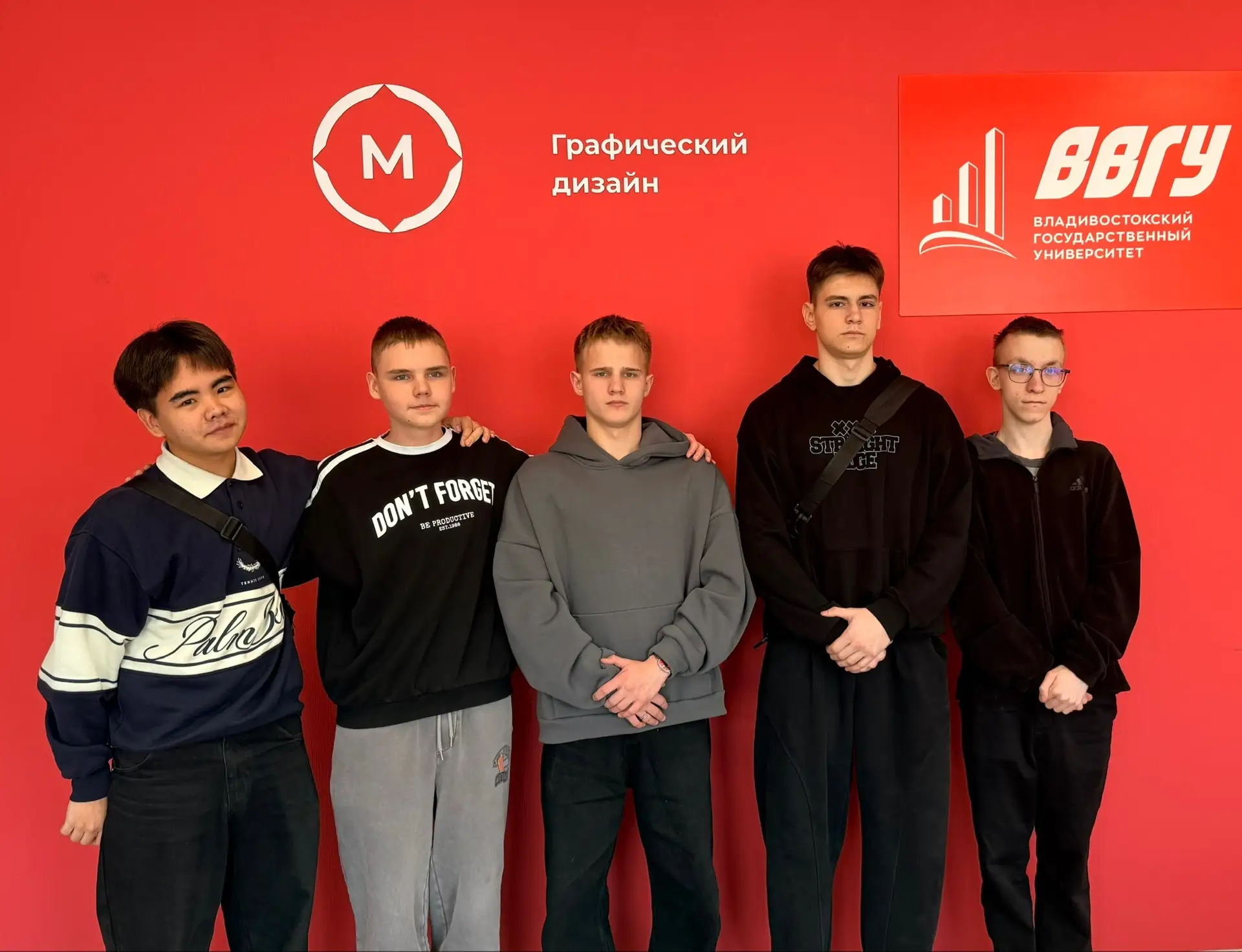 На "1418" - международной исторической интеллектуальной игре, наши студенты колледжа вместе с наставником, преподавателем Шехоркиной Н.А., окунулись в мир великой истории и героизма.