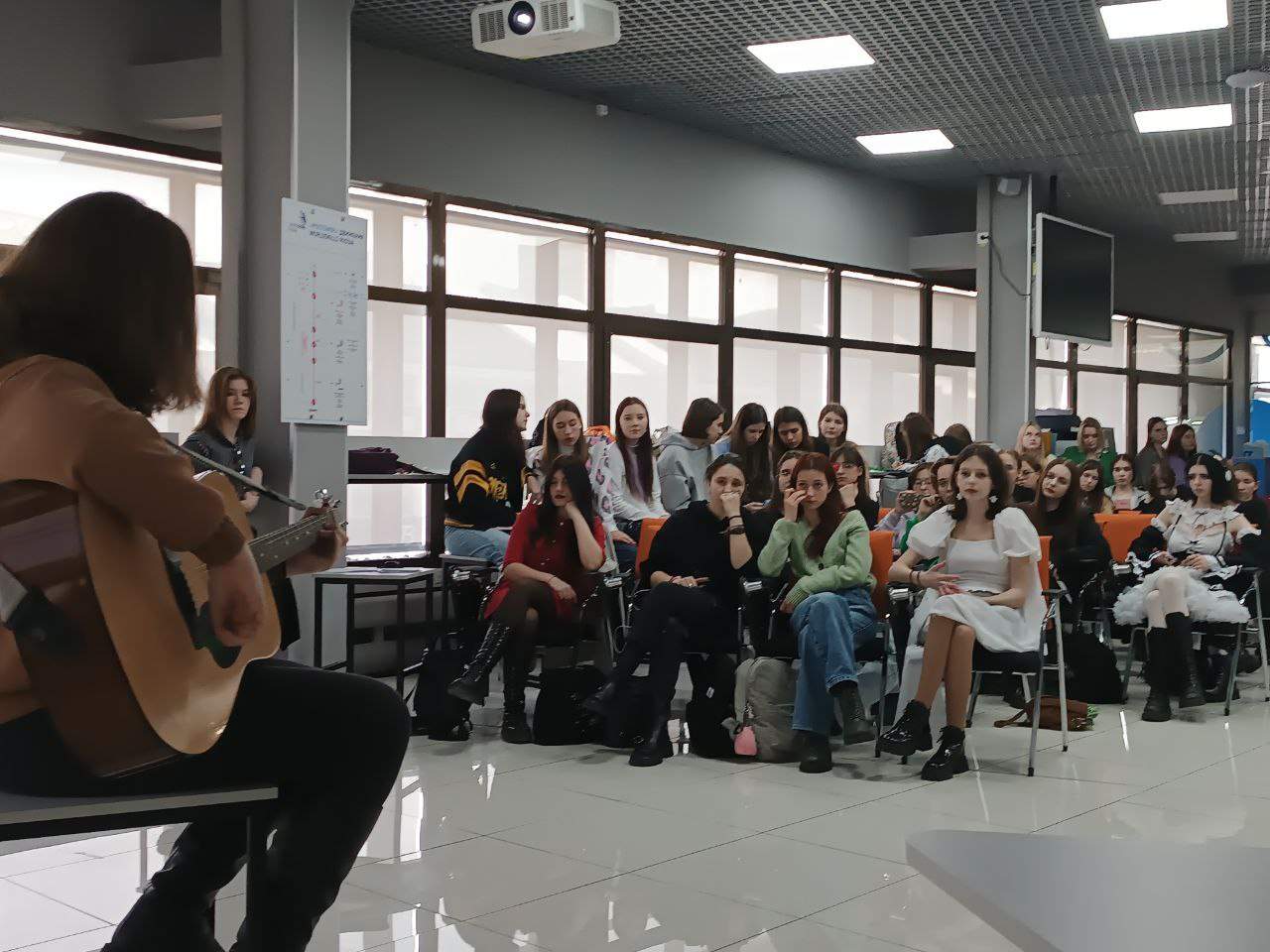 В Академическом колледже отпраздновали День Святого Валентина